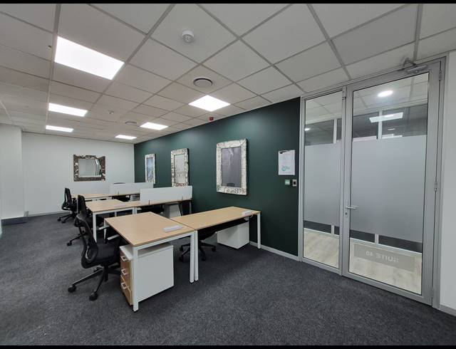 129M² OFFICE TO LET IN SANDTON CENTRAL